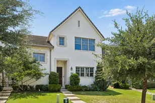 520 Sheer Bliss Ln, Fort Worth, TX 76114 - Photo 3