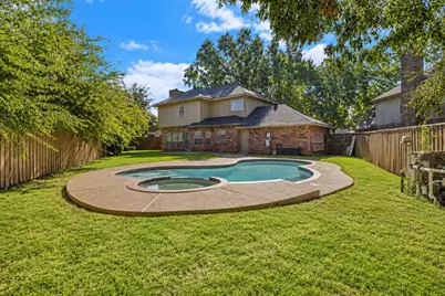 2505 Classic Court W, Bedford, TX 76021 - Photo 33