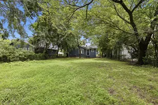 615 W Coffin St, Denison, TX 75020 - Photo 23