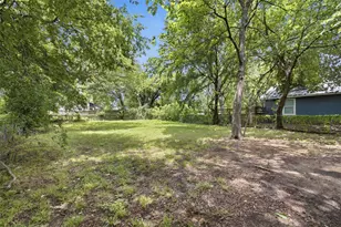 615 W Coffin St, Denison, TX 75020 - Photo 25