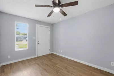 615 W Coffin Street, Denison, TX 75020 - Photo 11