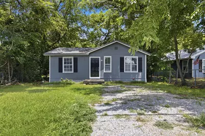 615 W Coffin Street, Denison, TX 75020 - Photo 1