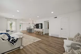 10229 San Juan Ave, Dallas, TX 75228 - Photo 7