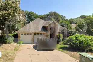 5511 Timber Green Dr, Arlington, TX 76016 - Photo 1
