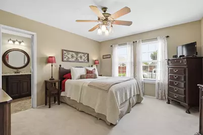 1554 Waterford Drive, Lewisville, TX 75077 - Photo 19