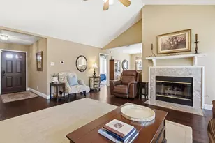 1554 Waterford Dr, Lewisville, TX 75077 - Photo 9