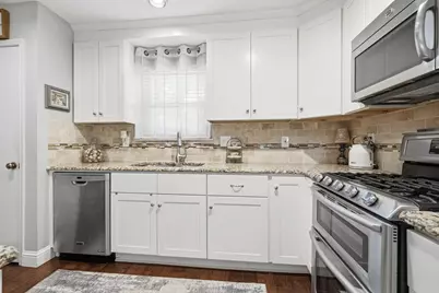 1554 Waterford Drive, Lewisville, TX 75077 - Photo 11