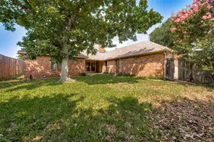2505 Copper Creek Ln, Carrollton, TX 75006 - Photo 25