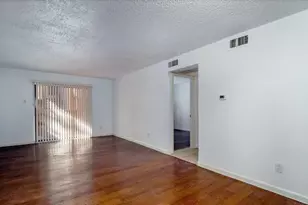 8110 Skillman St, Dallas, TX 75231 - Photo 5
