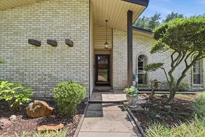 1336 Carnation Drive, Lewisville, TX 75067 - Photo 7