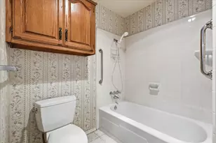 1336 Carnation Dr, Lewisville, TX 75067 - Photo 29
