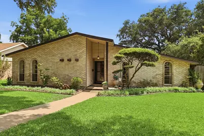 1336 Carnation Drive, Lewisville, TX 75067 - Photo 5