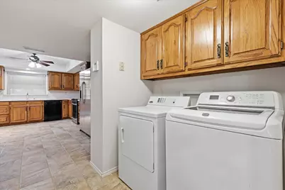 1336 Carnation Drive, Lewisville, TX 75067 - Photo 17