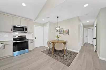 807 Hillcrest Drive, Arlington, TX 76010 - Photo 11