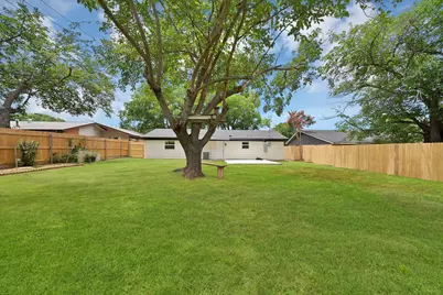 807 Hillcrest Drive, Arlington, TX 76010 - Photo 23