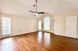 4251 Millview Ln, Dallas, TX 75287 - Photo 13