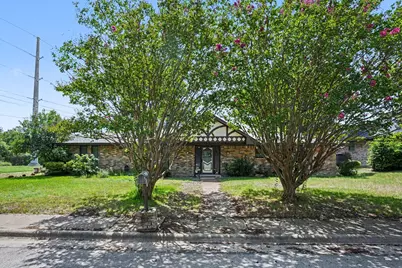1215 Thunderbrook Drive, DeSoto, TX 75115 - Photo 1