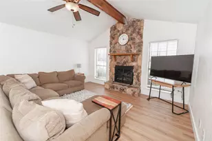 112 Deborde Cir, Red Oak, TX 75154 - Photo 3