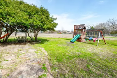 112 Deborde Circle, Red Oak, TX 75154 - Photo 37