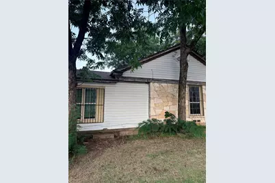 4027 Penrod Avenue, Cockrell Hill, TX 75211 - Photo 1