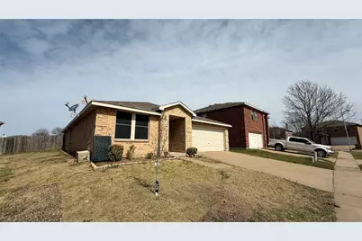 603 Ambarella Street, Arlington, TX 76002 - Photo 3