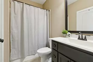 320 Tate Cir, Sherman, TX 75090 - Photo 17