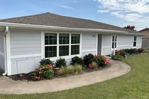 3565 W Moonlight Dr, Robinson, TX 76706 - Photo 3