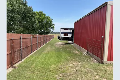 3565 W Moonlight Drive, Robinson, TX 76706 - Photo 5