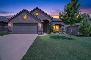 2541 Hadley St, Weatherford, TX 76087 - Photo 1