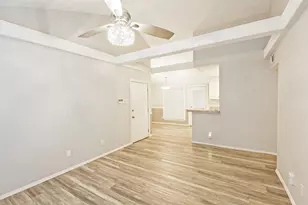 10590 High Hollows Dr, Dallas, TX 75230 - Photo 5