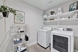 321 Valentine Ct, Burleson, TX 76028 - Photo 7