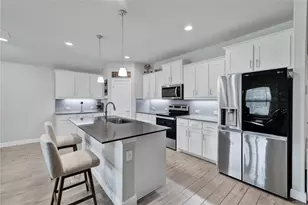 321 Valentine Ct, Burleson, TX 76028 - Photo 17