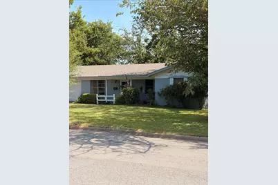 135 N Imperial Drive, Denison, TX 75020 - Photo 1