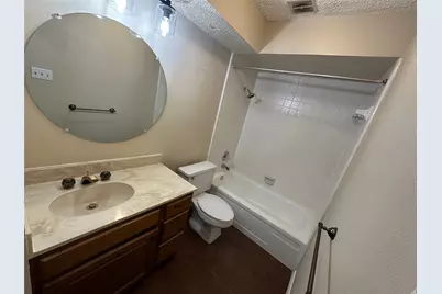 630 W Canty Street #B4, Dallas, TX 75208 - Photo 13