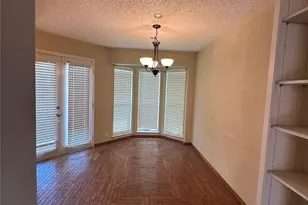 630 W Canty St, Dallas, TX 75208 - Photo 3