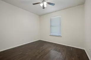 1112 Mulkey Ln, Denton, TX 76209 - Photo 9