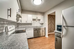 8838 Hidden Hill Dr, Fort Worth, TX 76179 - Photo 7