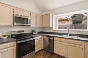 6916 Indiana Ave, Fort Worth, TX 76137 - Photo 5