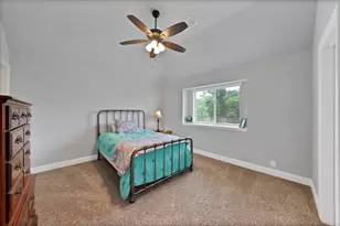 810 Sundown Ct, Midlothian, TX 76065 - Photo 33