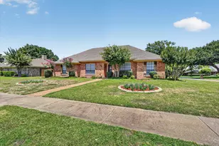3100 Tree House Ln, Plano, TX 75075 - Photo 3