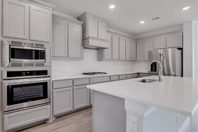 1021 Catskill Court, Burleson, TX 76028 - Photo 7