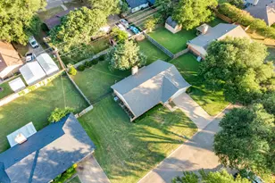 106 Garland Dr, Hillsboro, TX 76645 - Photo 29