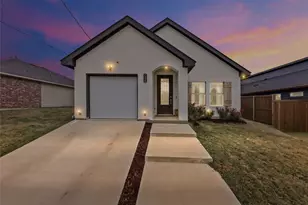 1326 Hemphill St, Greenville, TX 75401 - Photo 5