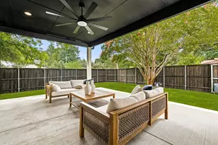 8903 Liptonshire Dr, Dallas, TX 75238 - Photo 37