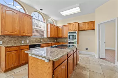 3607 Flagstone Drive, Carrollton, TX 75007 - Photo 7