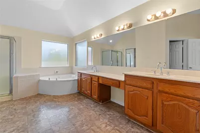 3607 Flagstone Drive, Carrollton, TX 75007 - Photo 23