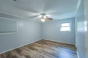 241 Travis Ln, Hewitt, TX 76643 - Photo 15