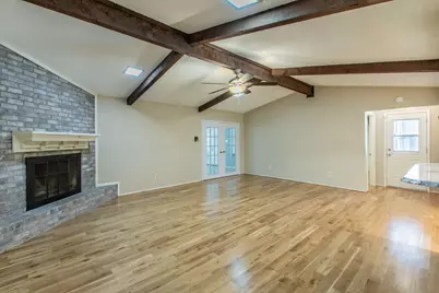 241 Travis Lane, Hewitt, TX 76643 - Photo 5