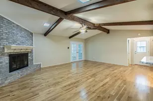 241 Travis Ln, Hewitt, TX 76643 - Photo 5