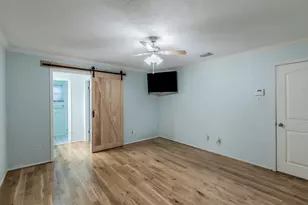 241 Travis Ln, Hewitt, TX 76643 - Photo 11
